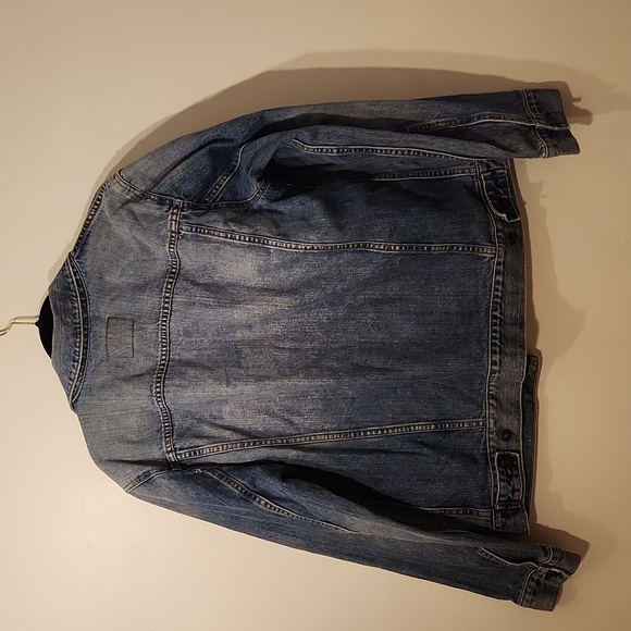 Gap Jean jacket size large - Picture 6 of 7